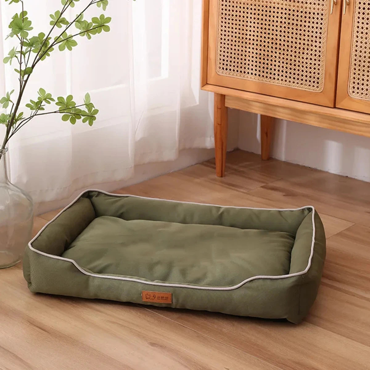 Four-Season Sofa Dog Bed in Green
